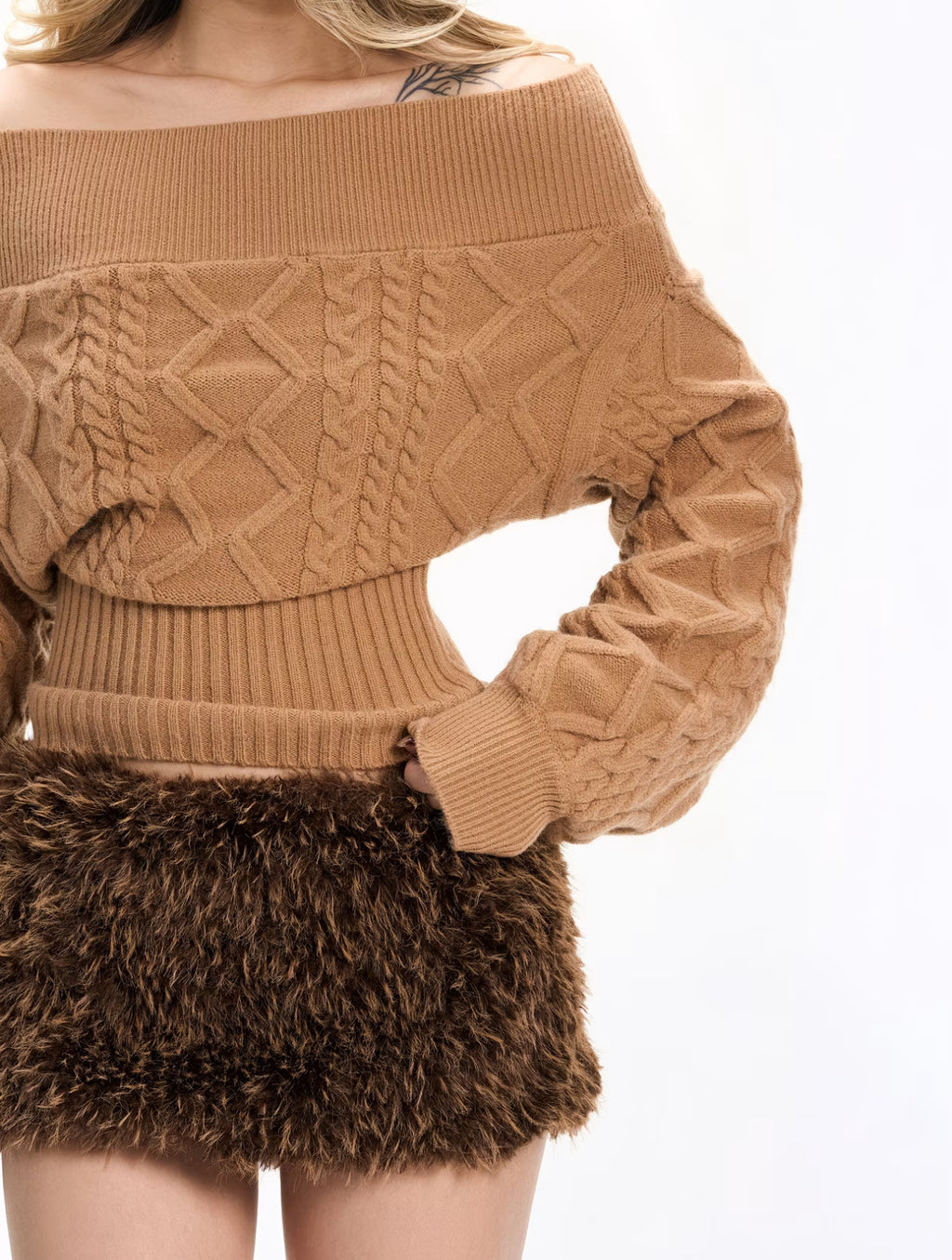 Women's Vintage Off-Shoulder Cable Knit Cropped Sweater | Slim Fit Autumn & Winter Jumper
